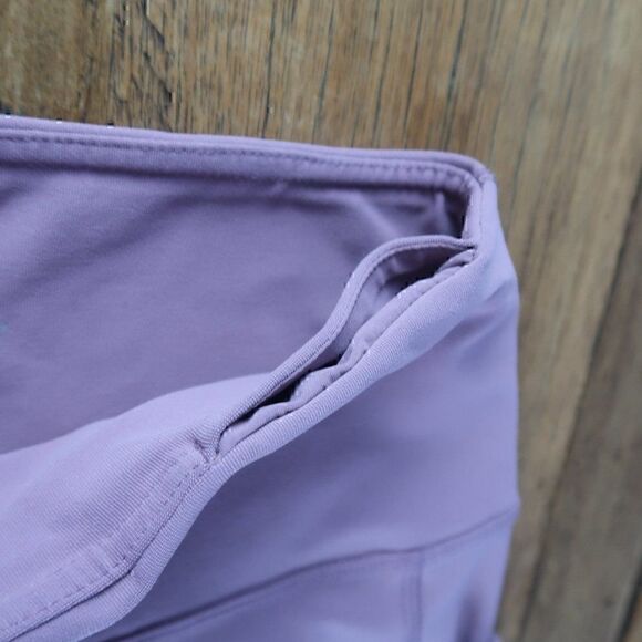 90 DEGREE PLUM LASER CUT OUT WAISTBAND POCKET SIDE POCKETS CAPRI LEGGINGS SMALL - Picture 8 of 10